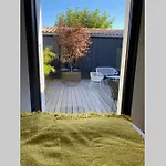 Elegante Maison D'architecte, A Debordement *
