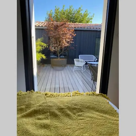 Elegante Maison D'architecte, A Debordement *