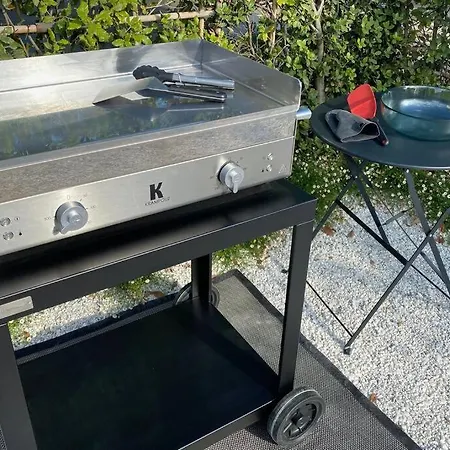 Elegante Maison D'architecte, A Debordement Villa *