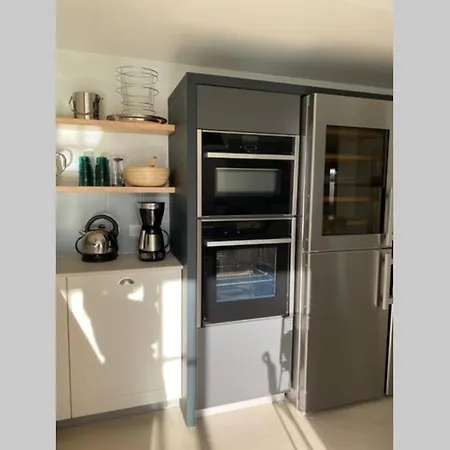 ヴィラ Elegante Maison D'architecte, A Debordement