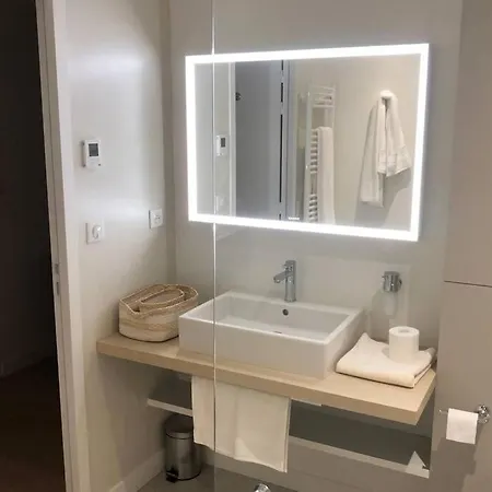 Elegante Maison D'architecte, A Debordement * サント・マリー・ド・レ